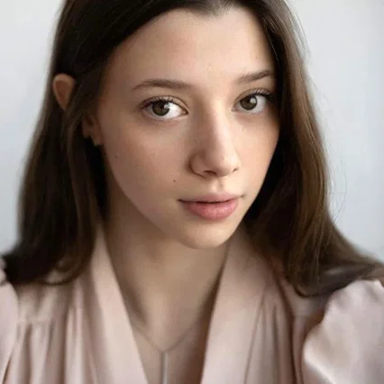  Полина Гухман