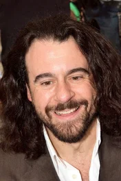 Carlos Alvarez