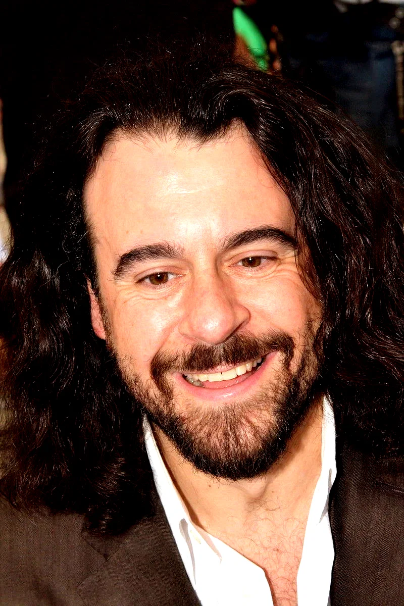 Carlos Alvarez
