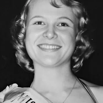  Anita Treyens