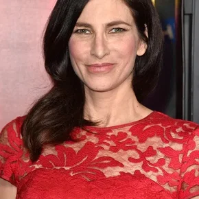 Photo star :  Laura Silverman