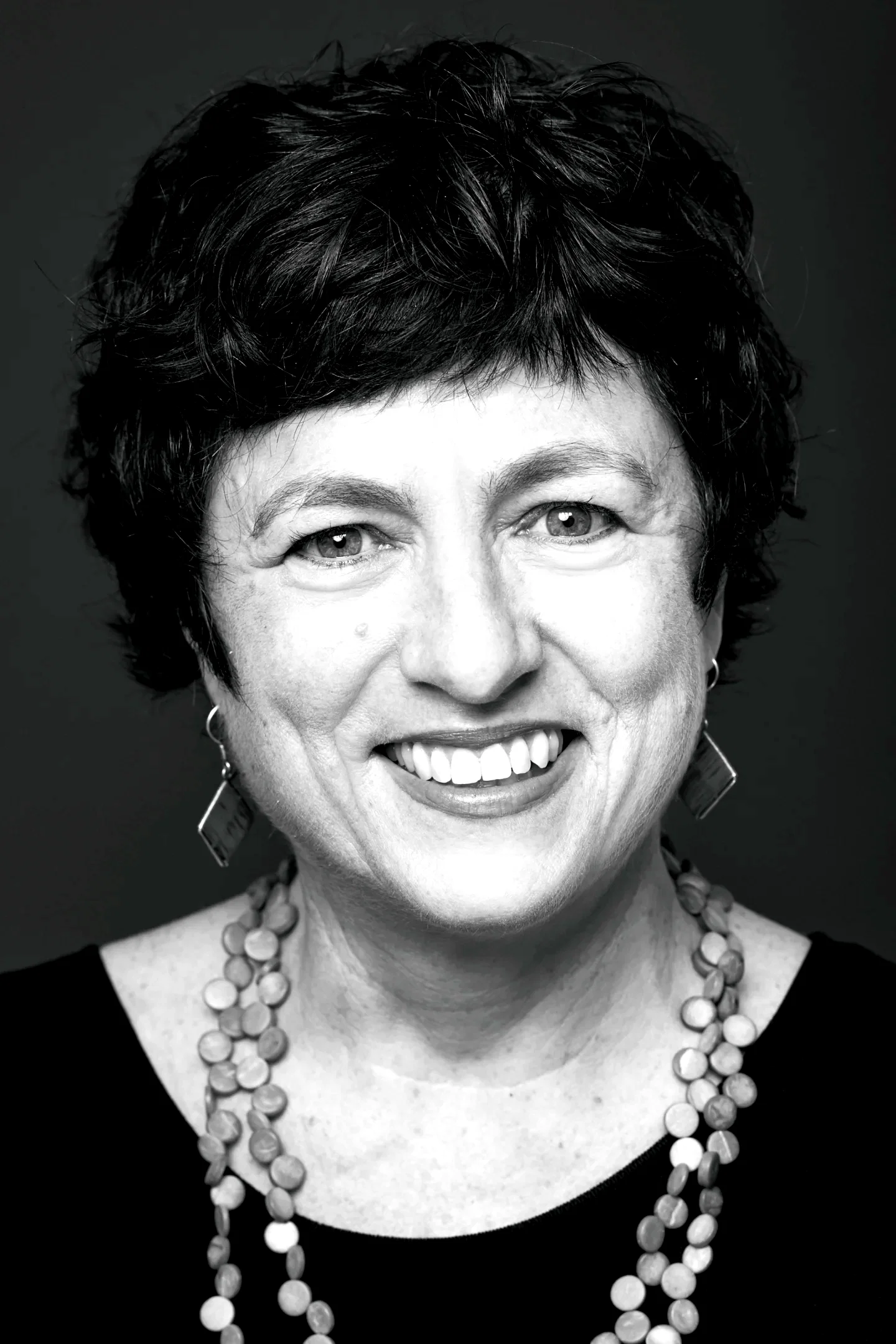  Helen Bowden