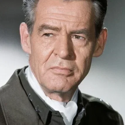 Robert Ryan