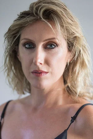  Cecilia Freire