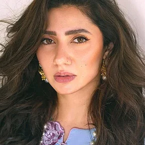 Photo star :  Mahira Khan
