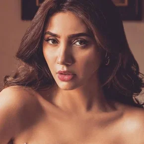 Photo star :  Mahira Khan