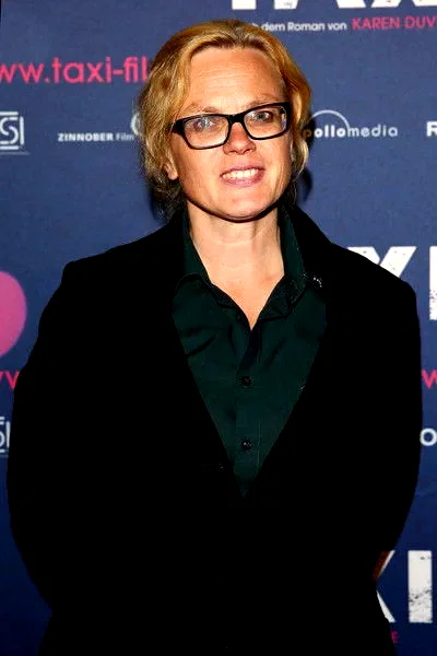  Karen Duve