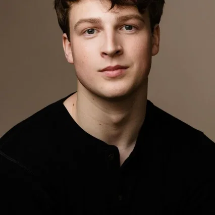  Fionn Laird