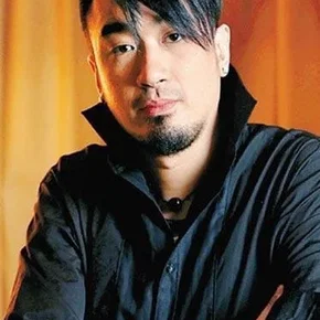 Photo star :  Jun Kung Shek-Leung