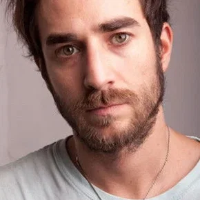 Photo star :  Cristobal Tapia Montt