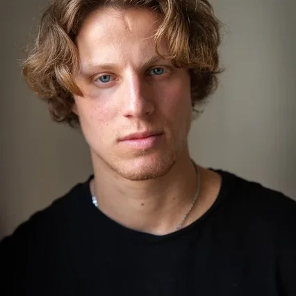  Vadim Agid