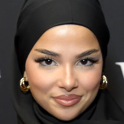  Salma Takaline