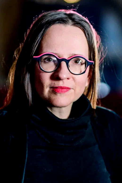  Eva Kübar