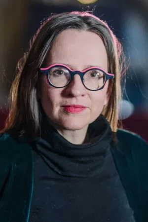  Eva Kübar photo