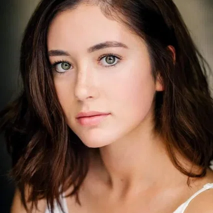 Madeleine Adams