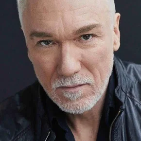 Photo star :  Patrick Page