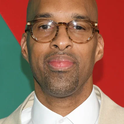  Loren G. Woods