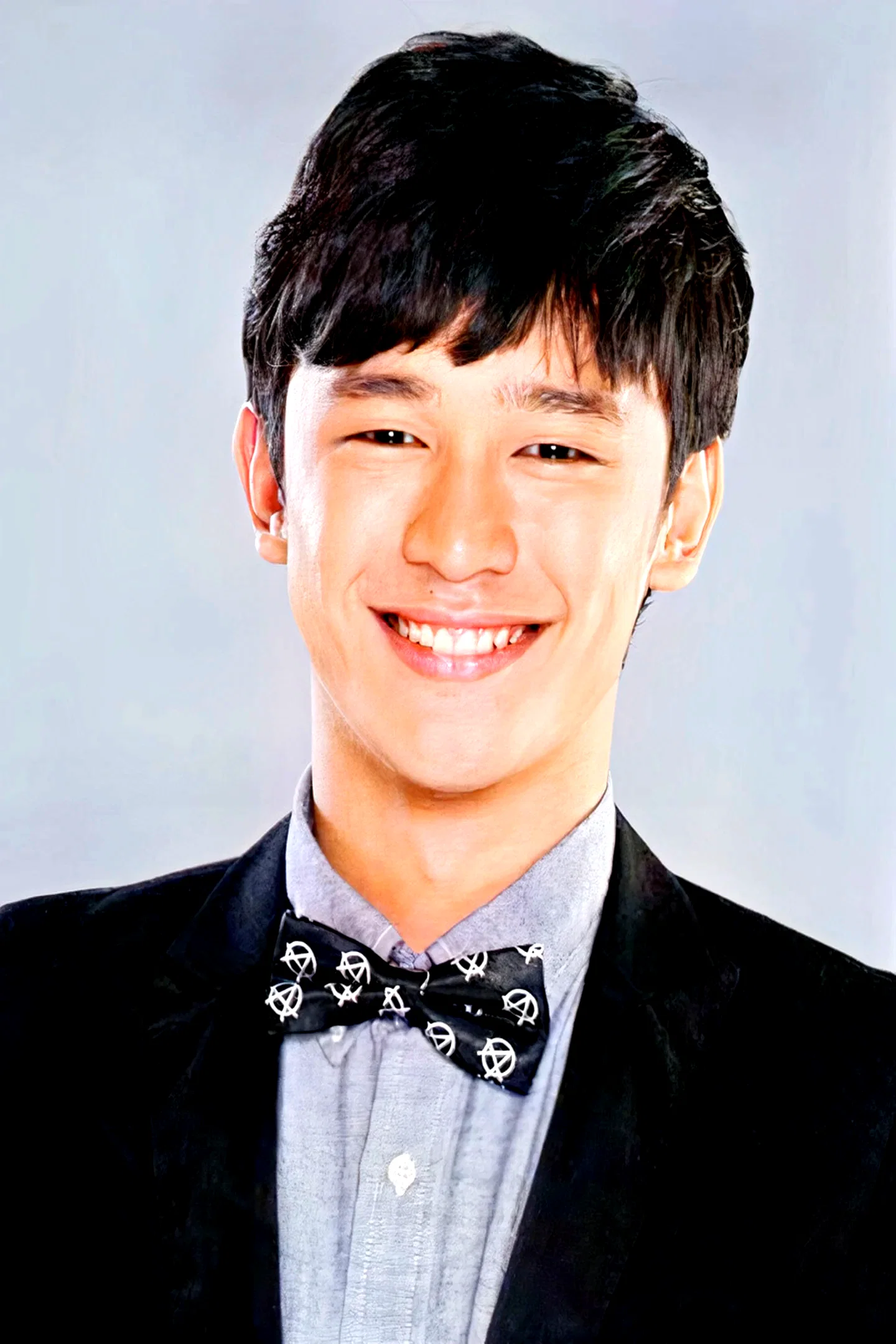  Mikoy Morales