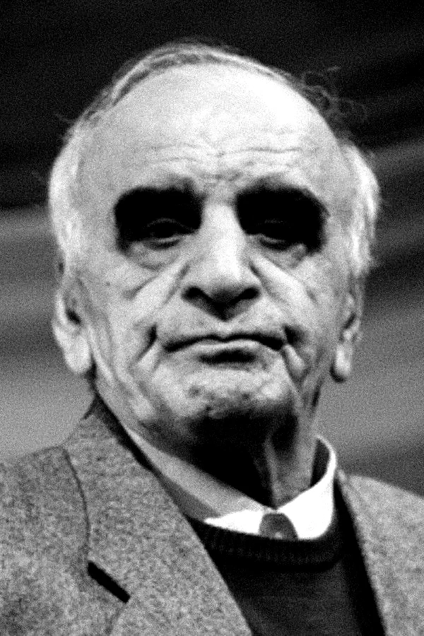  Artavazd Pelechian