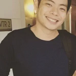  Pairach Khumwan