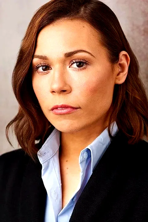  Amanda Knapic