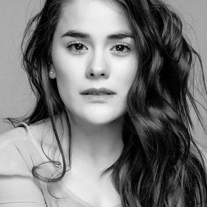  Tatiana del Real