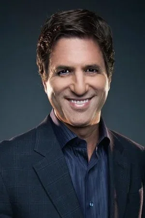  Steven Levitan photo