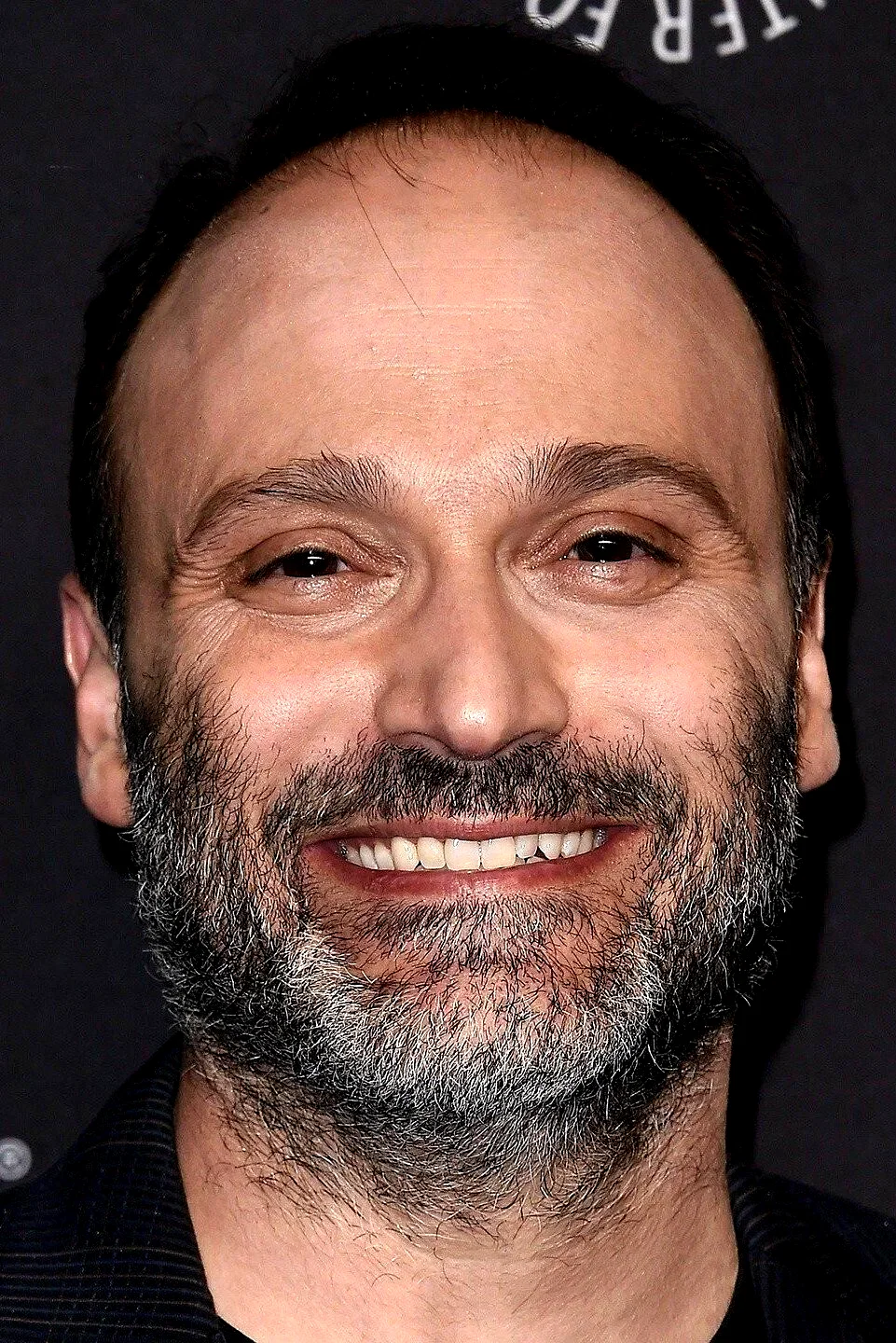  Steven Molaro