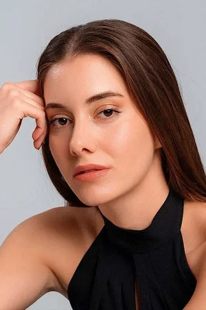  Beril Pozam