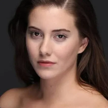  Beril Pozam