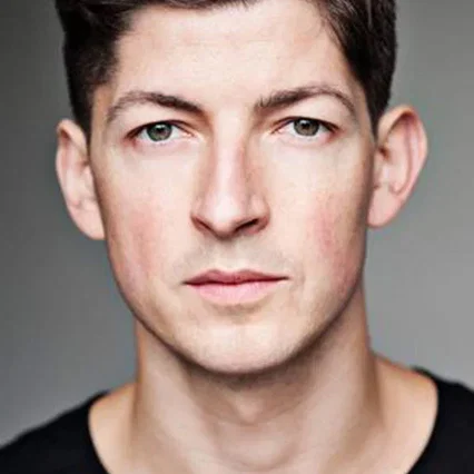  Lee Knight