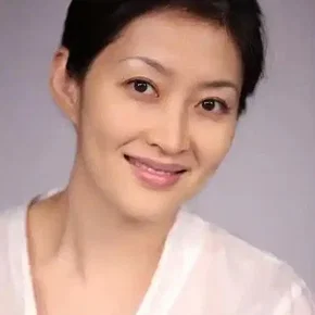 Photo star :  Yan Jia