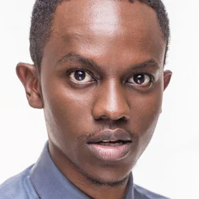 Photo star :  Charlie Karumi