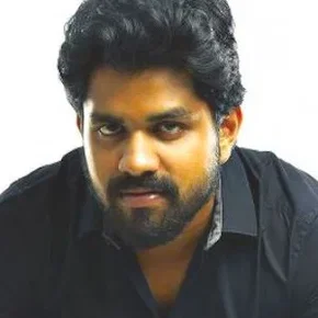 Photo star :  Vineeth Mohan