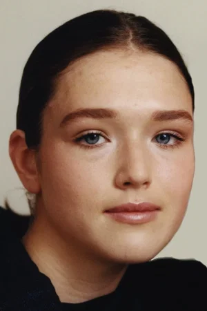  Georgia Ellery photo