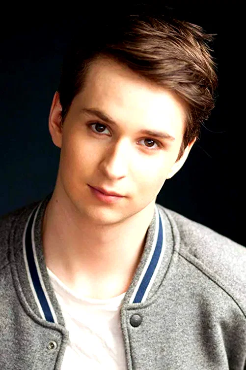  Grayson Maxwell Gurnsey