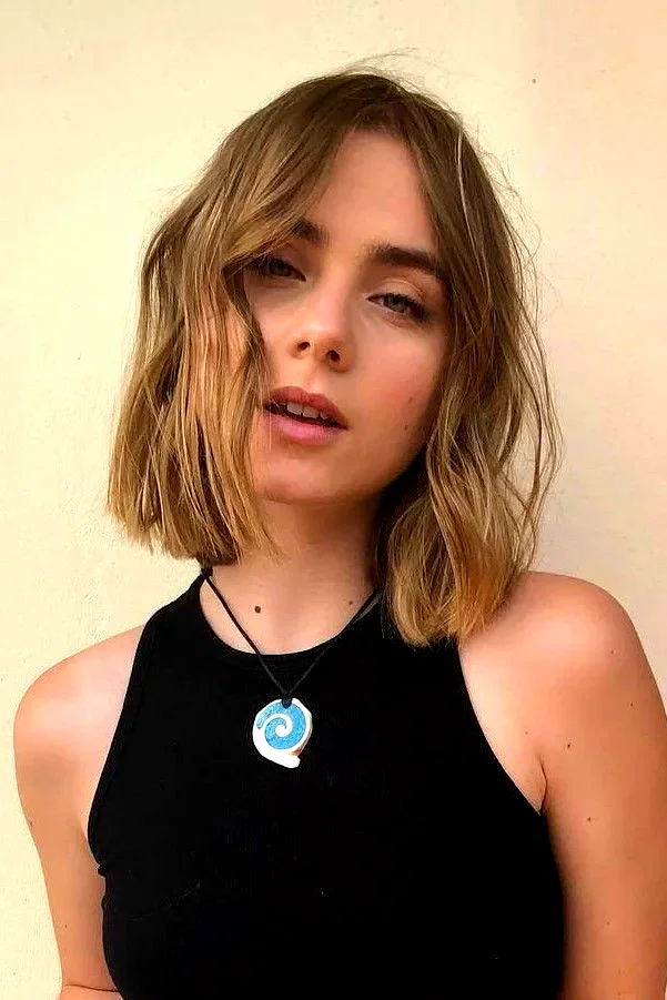  Clara Galle