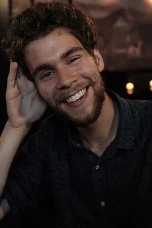  Russell Goldman