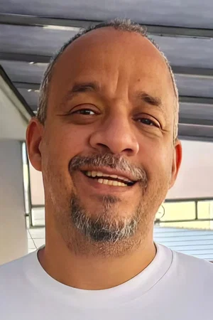  Kako Jacques Bourjolly Jr.