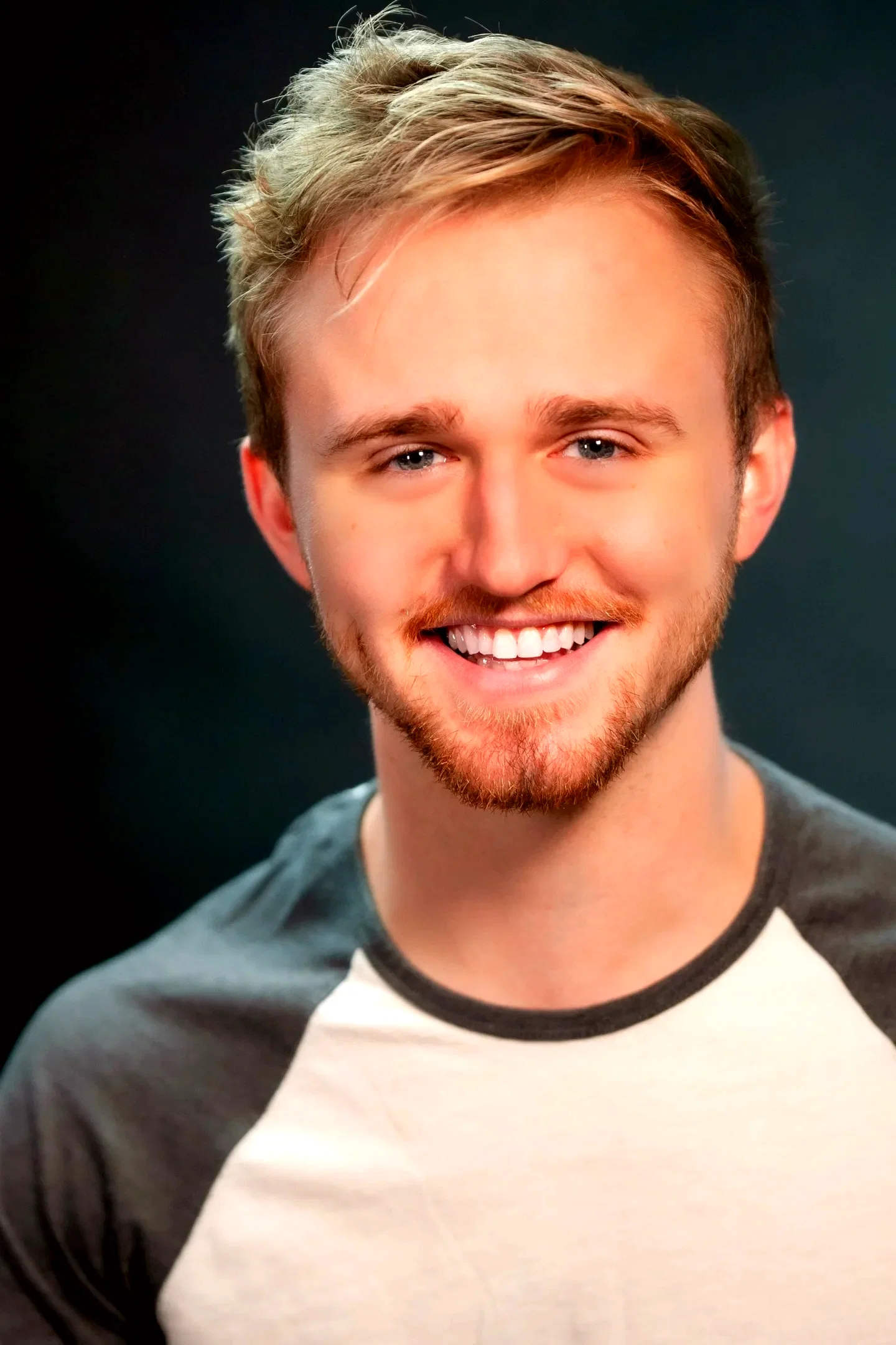Christian Clements : sa biographie, filmographie, et quelques photos