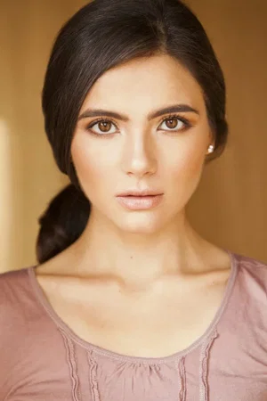  Arienne Mandi