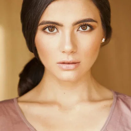  Arienne Mandi
