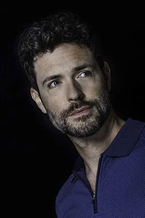  Brendan Hines photo