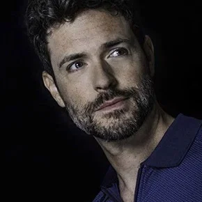 Photo star :  Brendan Hines