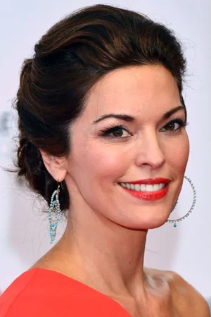  Alana de la Garza