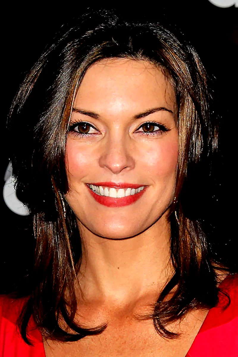  Alana de la Garza