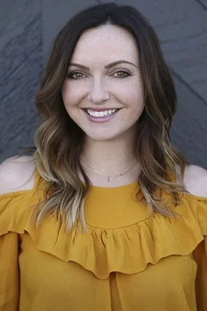  Lauren Call photo