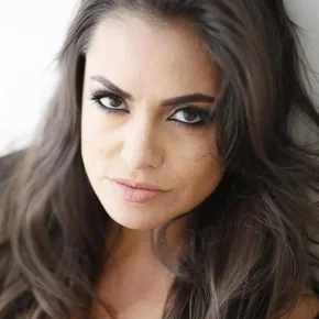 Photo star :  Renata Bras