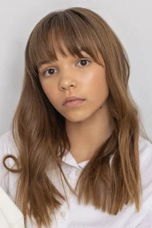  Lily Whiteley