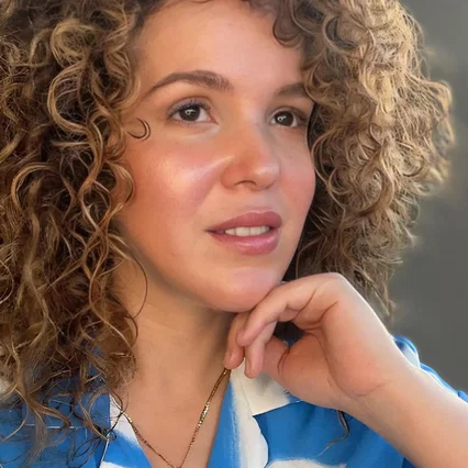  Olga Valdez